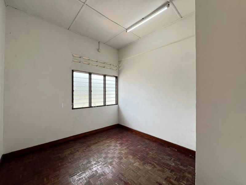 2-storey Terraced House for Sale in Taman Teluk Sisek (Kuantan) - Izzat Azman - Interior - PropertyGuru.com.my