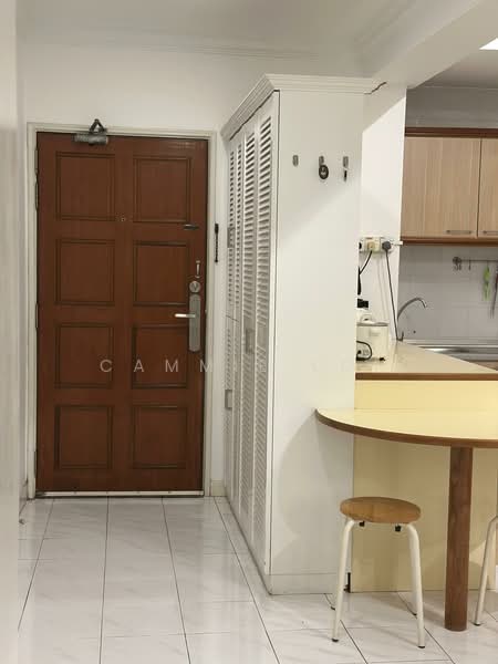 Kondominium untuk Disewa di Menara Antara - Cammie Loh - Entrance - PropertyGuru.com.my