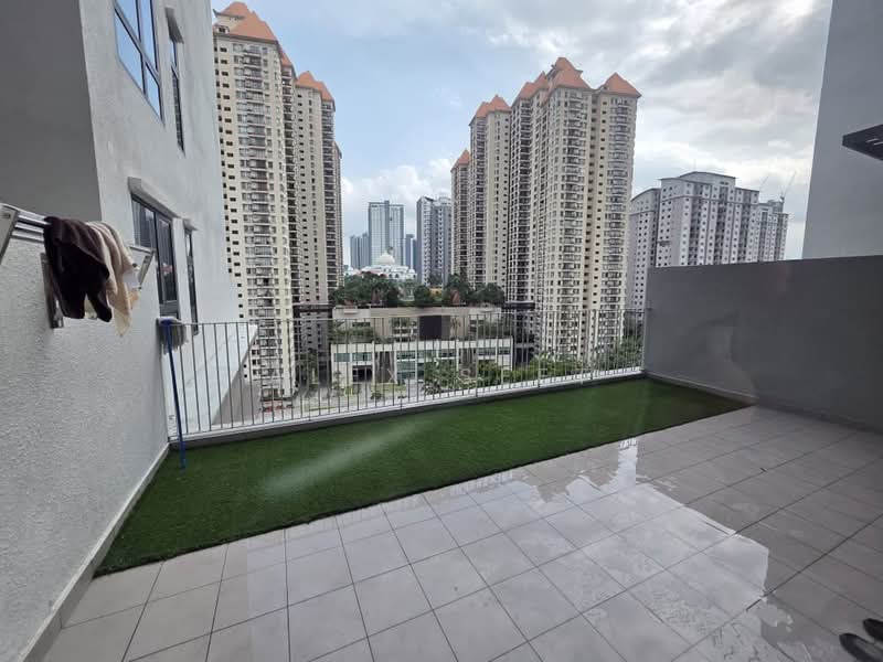 Servis Apartment untuk Disewa di The Era @ Duta North - Alex Seet - Balcony - PropertyGuru.com.my