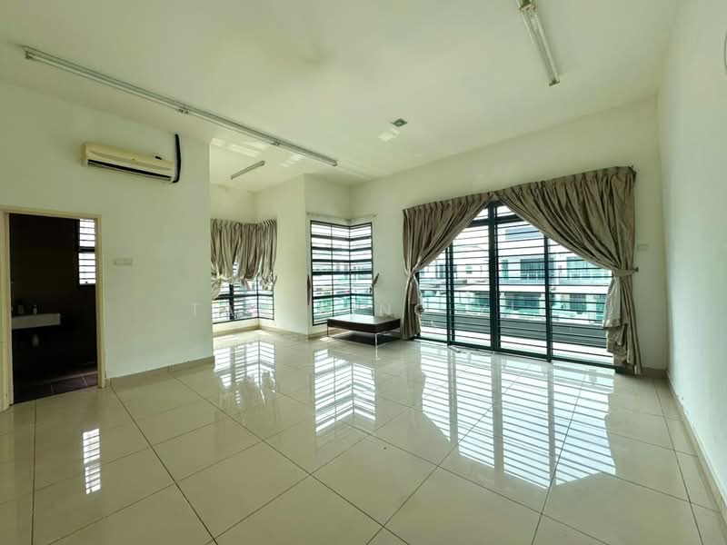 Rumah Teres 2 Tingkat untuk Dijual di Bukit Indah (Iskandar Puteri (Nusajaya)) - Tan Bing Yi - Living Room - PropertyGuru.com.my