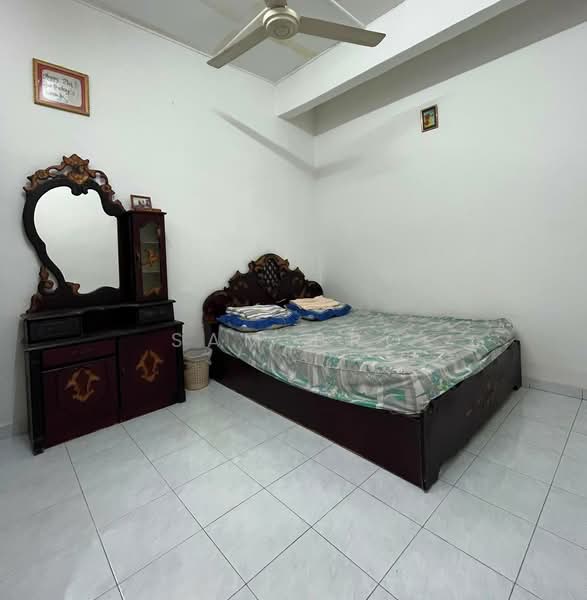2-storey Terraced House for Sale in Taman Muhibbah (Kluang) - Sam Bro - Bedroom - PropertyGuru.com.my
