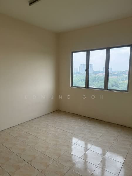 Pangsapuri untuk Dijual di Desaminium Rimba - Edmund Goh - View - PropertyGuru.com.my
