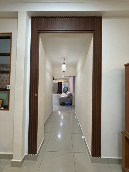Rumah Banglo untuk Dijual di Warisan Puteri (Ampangan) - Abby Tan - Corridor - PropertyGuru.com.my