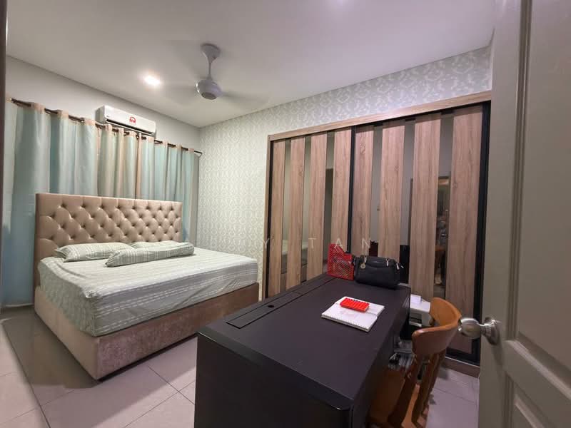 Rumah Banglo untuk Dijual di Warisan Puteri (Ampangan) - Abby Tan - Bedroom - PropertyGuru.com.my