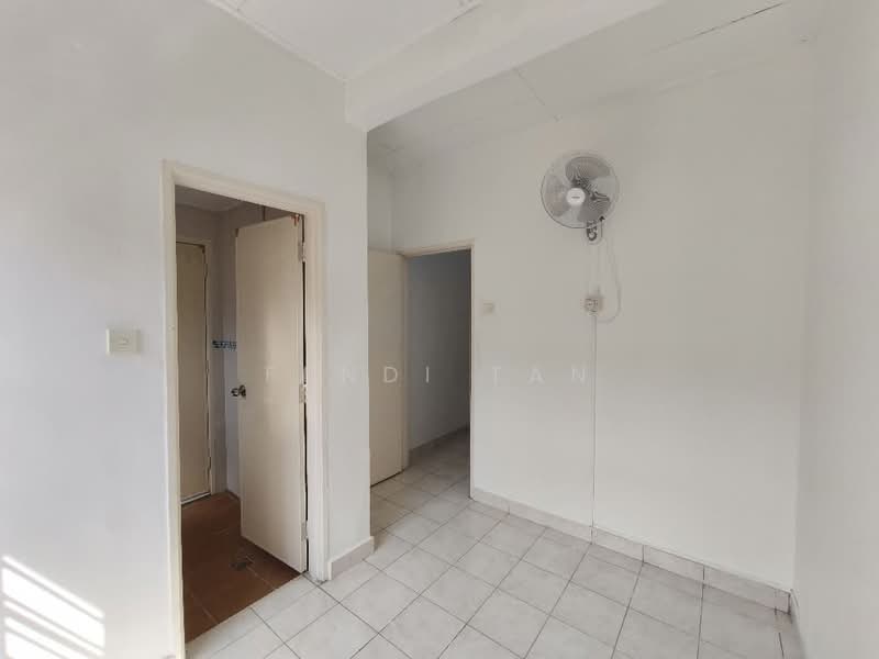 Rumah Teres untuk Disewa di Puchong (Selangor) - Fendi tan - Interior - PropertyGuru.com.my