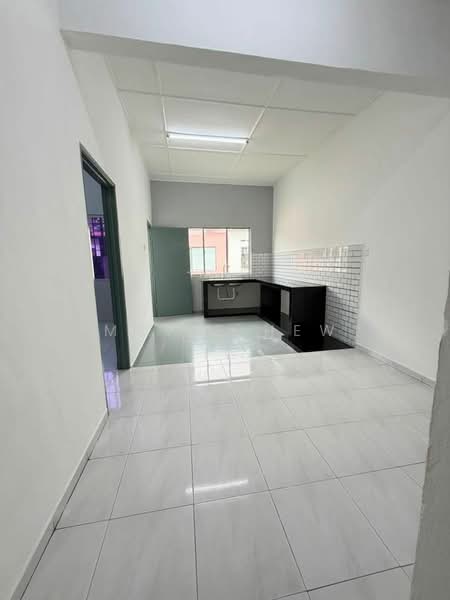 Rumah Teres 1 Tingkat untuk Dijual di Kota Masai (Pasir Gudang) - Mavis Hew - Kitchen - PropertyGuru.com.my