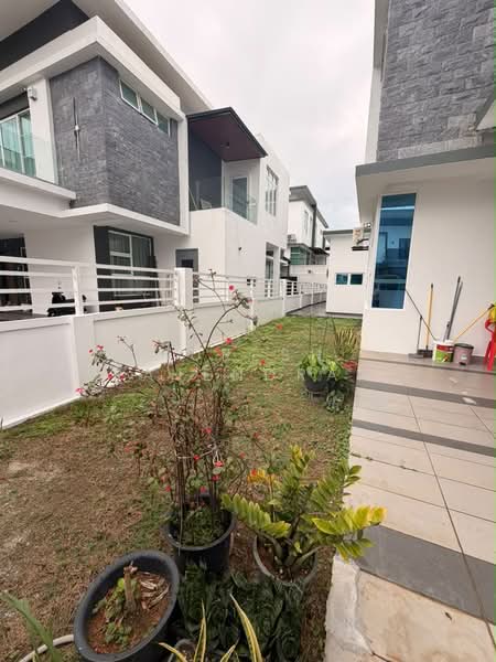 Rumah Berkembar untuk Disewa di Austin Heights (Tebrau) - Suresh Rajendran - PropertyGuru.com.my
