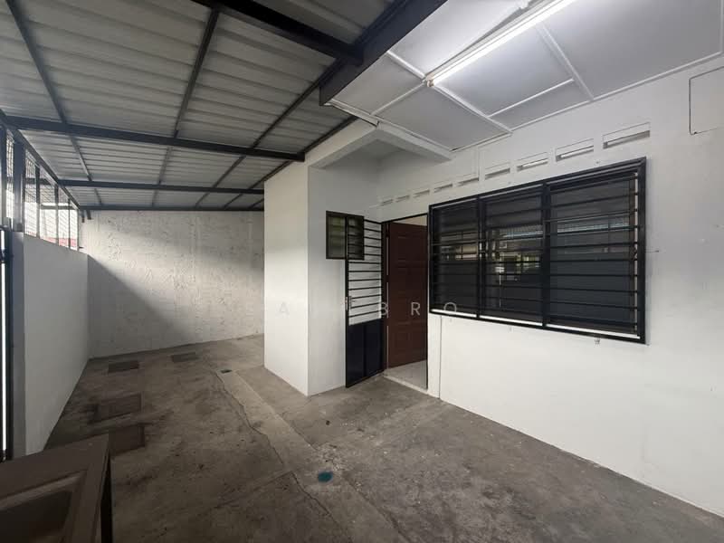 Rumah Teres 2 Tingkat untuk Dijual di Kluang (Johor) - Sam Bro - Exterior - PropertyGuru.com.my