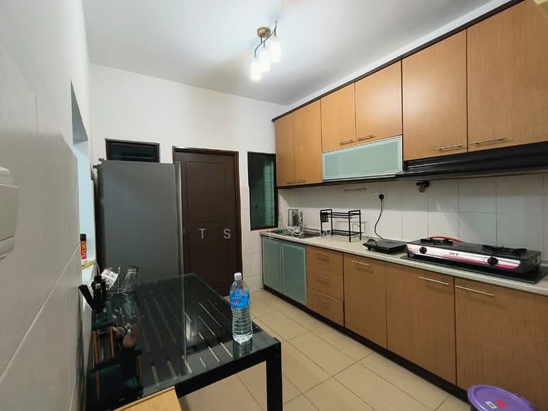 Condominium for Rent at Savanna Condominium - TS Low - Kitchen - PropertyGuru.com.my