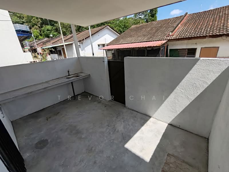 2-storey Terraced House for Sale in Taman Bukit Dinding (Sabai) - Trevor Chai - Exterior - PropertyGuru.com.my