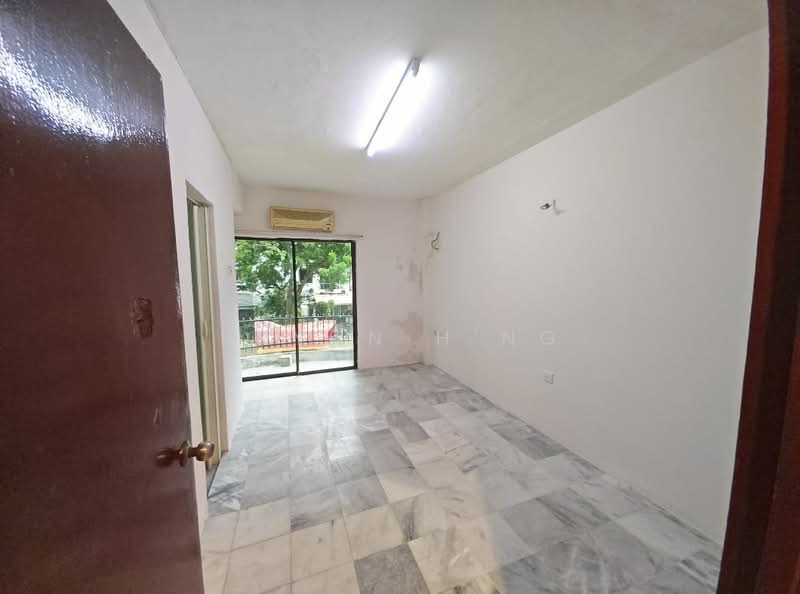 Condominium for Sale at Villa Condominium - Bryan H'ng - Living Room - PropertyGuru.com.my