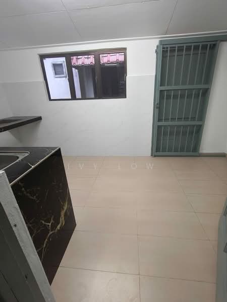 2-storey Terraced House for Sale in Taman Desa Cemerlang (Ulu Tiram) - Ivy Low - Kitchen - PropertyGuru.com.my