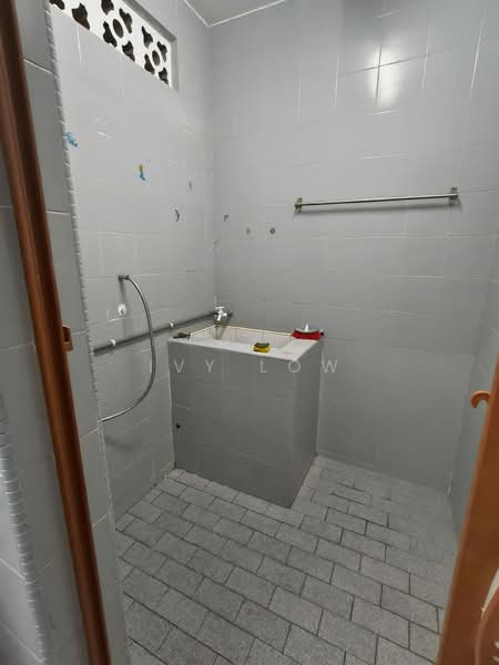 2-storey Terraced House for Sale in Taman Desa Cemerlang (Ulu Tiram) - Ivy Low - Bathroom - PropertyGuru.com.my