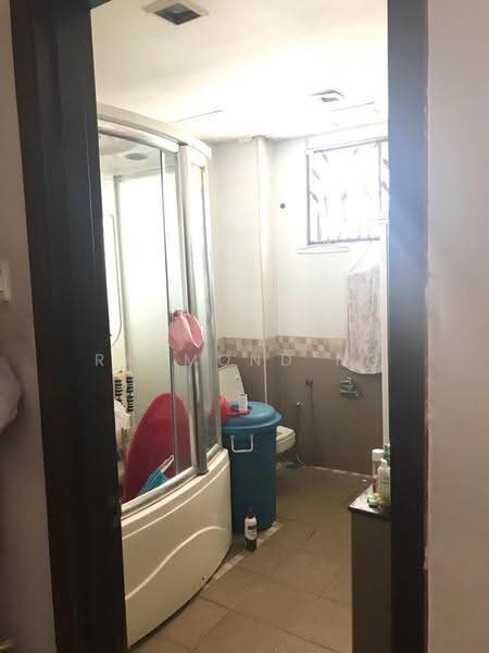Rumah Teres 3-Tingkat untuk Dijual di Petaling Lama (Jalan Klang Lama (Old Klang Road)) - Raymond Ng - PropertyGuru.com.my