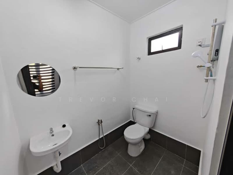 2-storey Terraced House for Rent in Taman Mawar (Bentong) - Trevor Chai - Bathroom - PropertyGuru.com.my