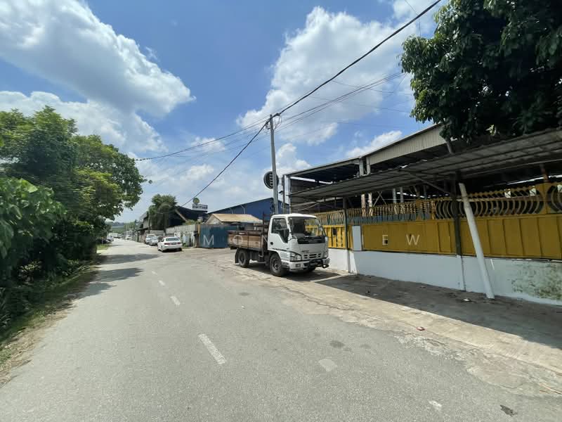 Warehouse for Rent in Sungai Buloh (Selangor) - Raymond Siew - Exterior - PropertyGuru.com.my