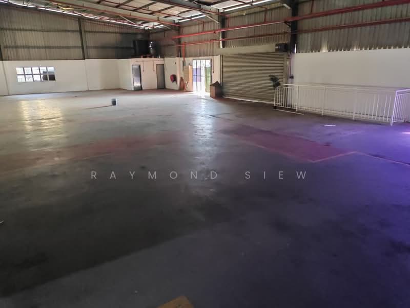 Warehouse for Rent in Sungai Buloh (Selangor) - Raymond Siew - Interior - PropertyGuru.com.my
