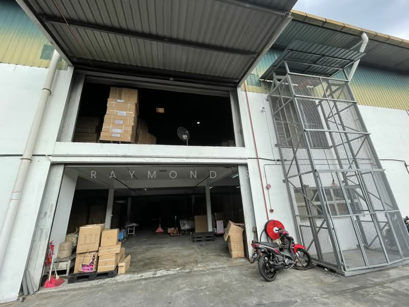 Warehouse for Rent in Sungai Buloh (Selangor) - Raymond Siew - Exterior - PropertyGuru.com.my