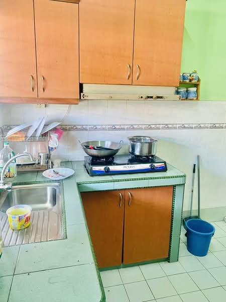 Terraced House for Rent in Taman Desa Cempaka 3 (Nilai) - Erin Yusof - Kitchen - PropertyGuru.com.my