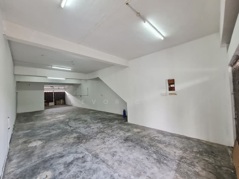 Shop for Rent in Taman Kolej (Bentong) - Trevor Chai - Interior - PropertyGuru.com.my