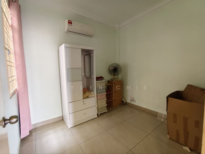 Apartment for Sale at Mewah Court - Jayden Chik - Bedroom - PropertyGuru.com.my