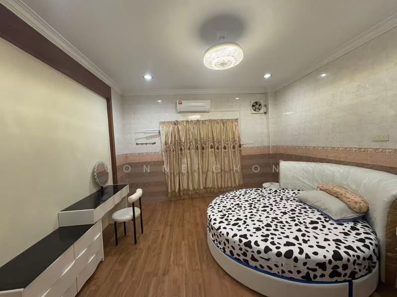 Semi-Detached House for Rent in Taman Suria (Johor Bahru) - Yvonne Chong - PropertyGuru.com.my