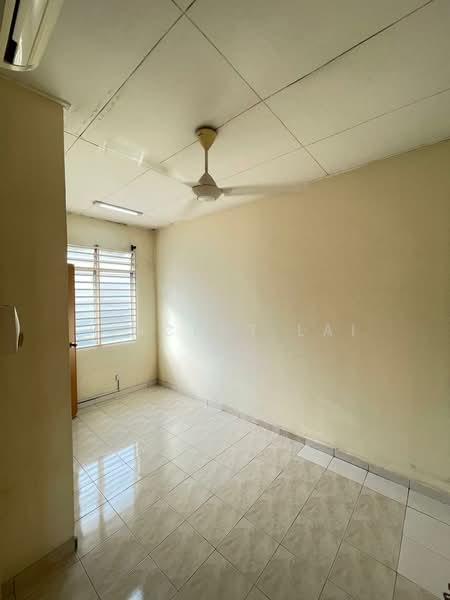 2-storey Terraced House for Sale in Bandar Saujana Putra (Tanjong Duabelas) - Vincent Lai - Interior - PropertyGuru.com.my