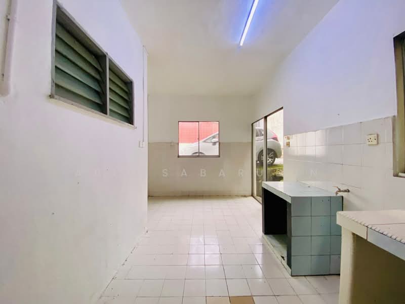 Rumah Teres 2 Tingkat untuk Dijual di Au 2 (Ulu Kelang) - Abid Sabarudin - Kitchen - PropertyGuru.com.my
