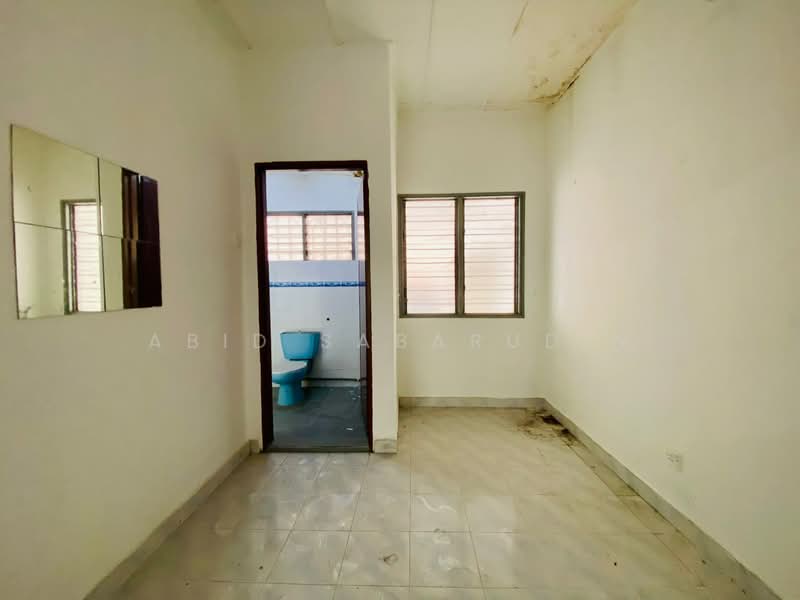 Rumah Teres 2 Tingkat untuk Dijual di Au 2 (Ulu Kelang) - Abid Sabarudin - Bathroom - PropertyGuru.com.my