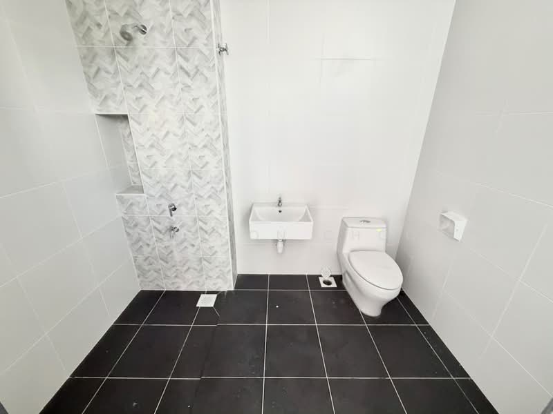 2-storey Terraced House for Sale in Johor Bahru (Johor) - Jameson Choo - Bathroom - PropertyGuru.com.my