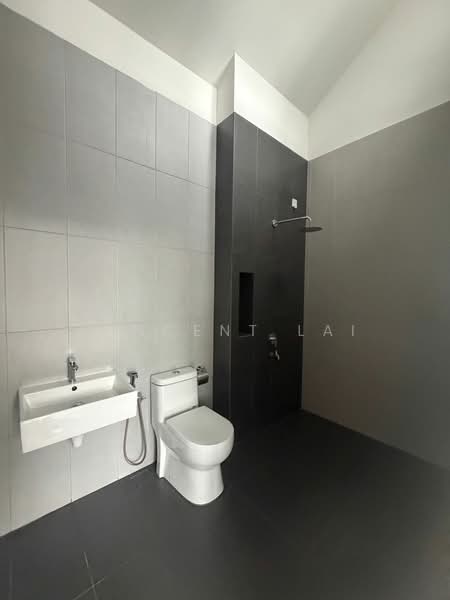 2-storey Terraced House for Sale in Taman Mount Austin (Tebrau) - Vincent Lai - PropertyGuru.com.my