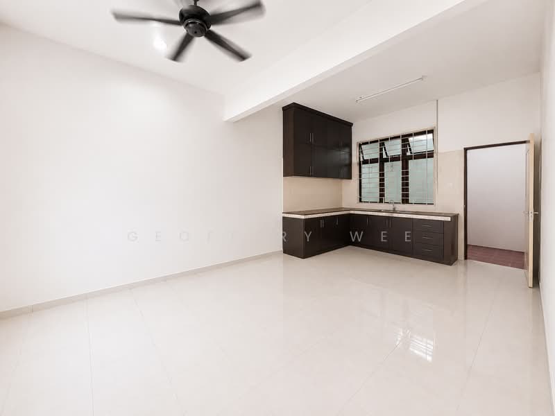 Semi-Detached House for Rent in Taman Rembia Perkasa (Rembia) - Geoffery Wee - Kitchen - PropertyGuru.com.my
