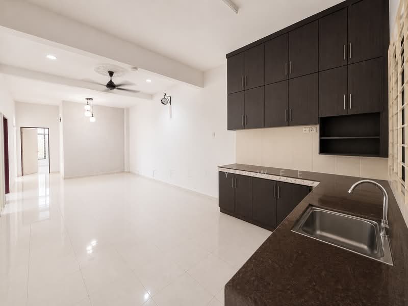 Semi-Detached House for Rent in Taman Rembia Perkasa (Rembia) - Geoffery Wee - Kitchen - PropertyGuru.com.my