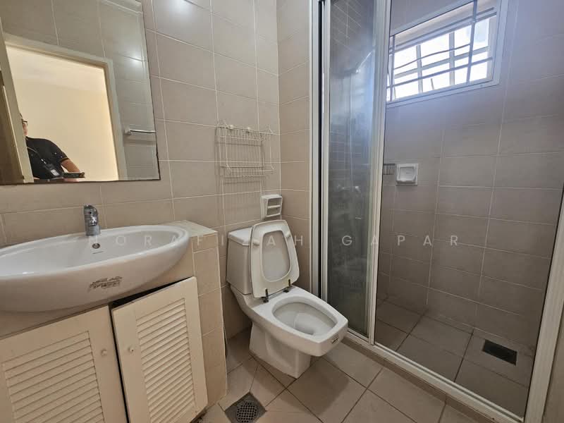 2.5-storey Terraced House for Rent in Presint 8 (Putrajaya) - NoraFizah Gapar - Bathroom - PropertyGuru.com.my