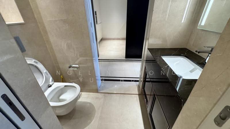 Service Residence for Rent at Pavilion Suites - Angelina Wong Yun Hui - Bathroom - PropertyGuru.com.my