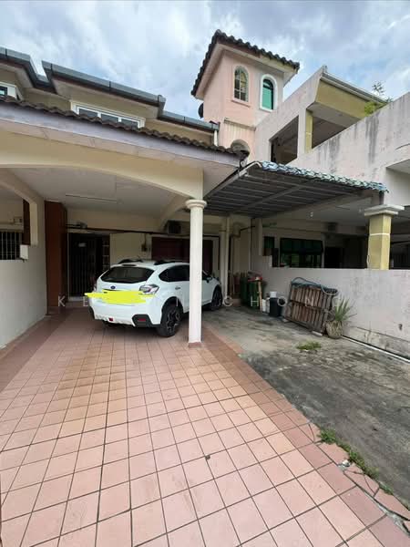 2-storey Terraced House for Rent in Medan Lapangan Lagenda (Ipoh) - Kelvin Chong - Exterior - PropertyGuru.com.my