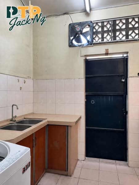 Rumah Teres 2 Tingkat untuk Dijual di Taman Inderawasih (Perai) - Jack Ng - Kitchen - PropertyGuru.com.my