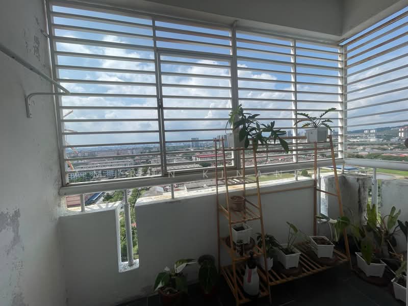 Condominium for Sale at Vista Millennium Condominium - Amirun Kinanah - Balcony - PropertyGuru.com.my