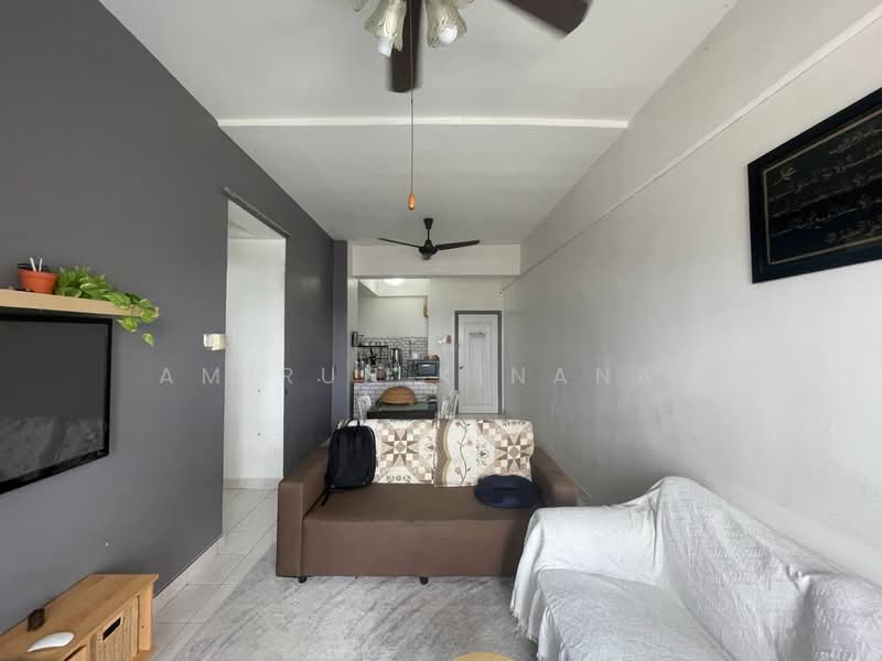 Condominium for Sale at Vista Millennium Condominium - Amirun Kinanah - Living Room - PropertyGuru.com.my