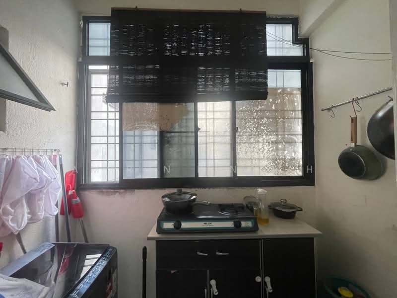 Condominium for Sale at Vista Millennium Condominium - Amirun Kinanah - Kitchen - PropertyGuru.com.my