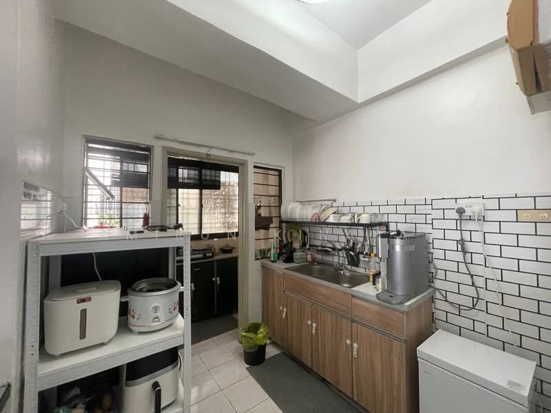 Condominium for Sale at Vista Millennium Condominium - Amirun Kinanah - Kitchen - PropertyGuru.com.my