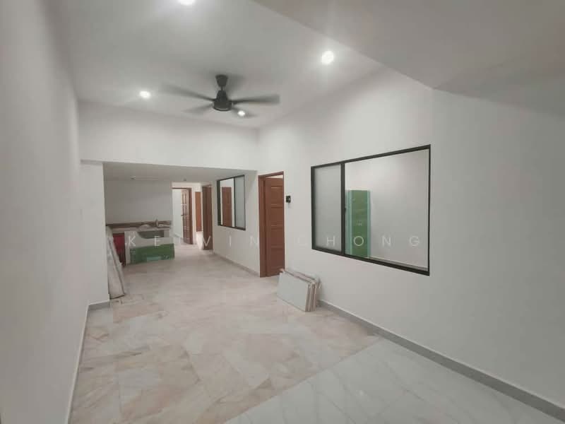 1-storey Terraced House for Rent in Taman Desa Kencana (Ipoh) - Kelvin Chong - Living Room - PropertyGuru.com.my