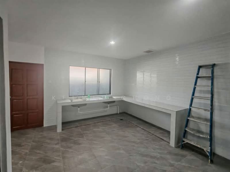 1-storey Terraced House for Rent in Taman Desa Kencana (Ipoh) - Kelvin Chong - Kitchen - PropertyGuru.com.my