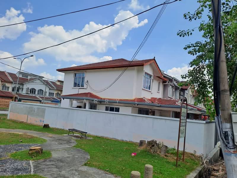 Terraced House for Sale in Taman Puchong Hartamas (Puchong) - Harry Lee - Exterior - PropertyGuru.com.my