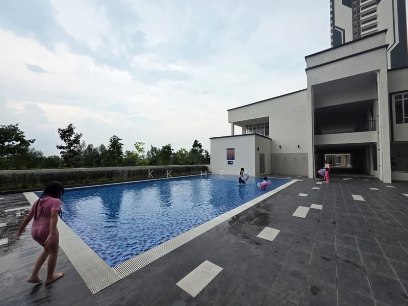 Kondominium untuk Disewa di Residensi Begonia - KK HEW - Exterior - PropertyGuru.com.my