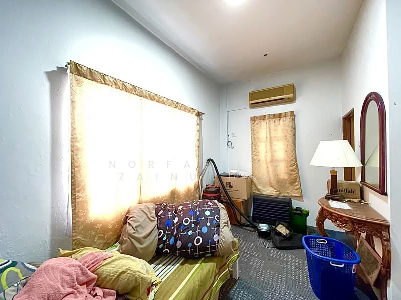 2.5-storey Terraced House for Sale in Puncak Alam (Selangor) - NORFADILAH ZAINUDDIN - Bedroom - PropertyGuru.com.my