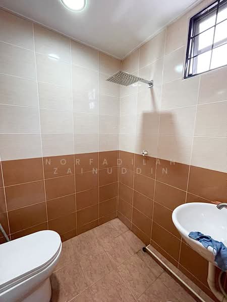2.5-storey Terraced House for Sale in Puncak Alam (Selangor) - NORFADILAH ZAINUDDIN - Bathroom - PropertyGuru.com.my