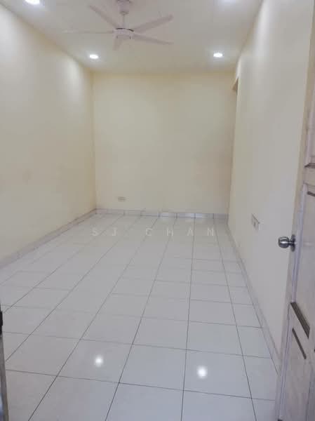 Rumah Teres 1 Tingkat untuk Disewa di Taman Setia Indah (Tebrau) - SJ CHAN - Interior - PropertyGuru.com.my