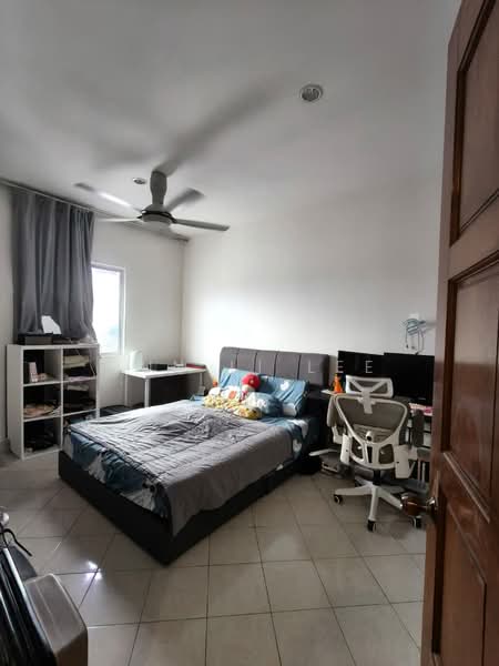 Apartment for Sale at Bayu Puteri - Jun Li Lee - Bedroom - PropertyGuru.com.my