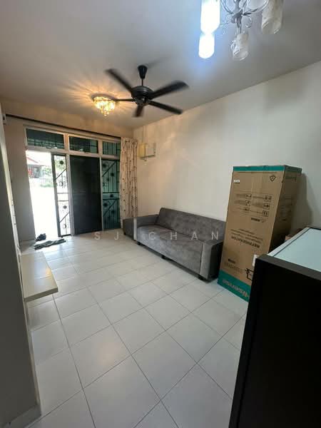 1-storey Terraced House for Rent in Taman Nusa Bestari (Iskandar Puteri (Nusajaya)) - SJ CHAN - Living Room - PropertyGuru.com.my